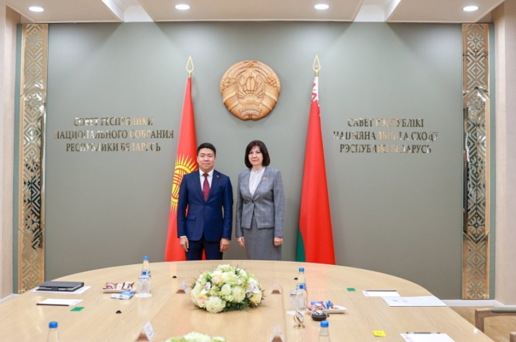 Состоялась встреча Председателя Совета Республики Н.Кочановой с Чрезвычайным и Полномочным Послом Кыргызской Республики в Республике Беларусь Э.Султанбаевым