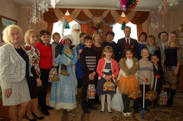 Члены Совета Республики Плыткевич В.Т. и Струк Т.А. приняли участие в благотворительных акциях