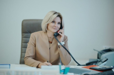 Член Совета Республики К.Пантюхова провела прямую телефонную линию