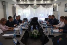 Член Совета Республики А.Шолтанюк принял участие в деловой встрече с делегацией Задонского района Липецкой области