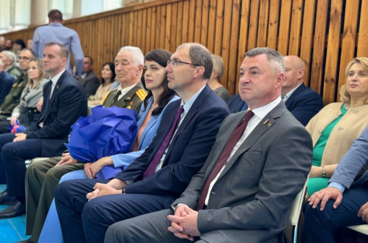 Член Совета Республики А.Горошкин принял участие в «Последнем звонке – 2025» МГУ им. А.А.Кулешова