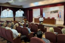 Член Совета Республики А.Неверов принял участие во встрече с профсоюзным активом Гомельской области