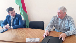 Член Совета Республики Валерий Гайдукевич провел прием граждан в Слуцке