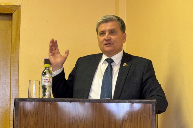 Член Совета Республики И.Луцкий провел встречу с коллективом Давид-Городокского электромеханического завода