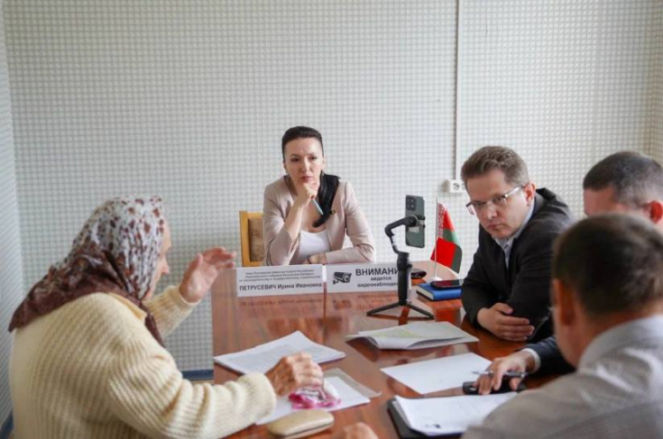 Член Совета Республики И.Петрусевич провела личный прием граждан в Могилеве