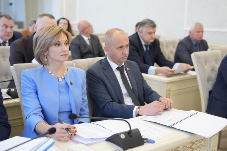 Ксения Пантюхова приняла участие в совещании по вопросам развития предприятий концерна "Беллесбумпром" в Гомельском облисполкоме