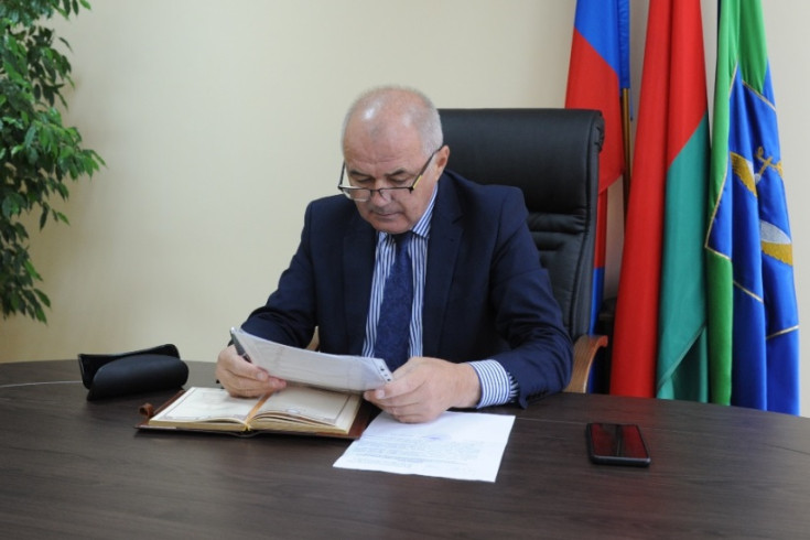 Член Совета Республики Г.Протосовицкий провел прием граждан в г. Столине