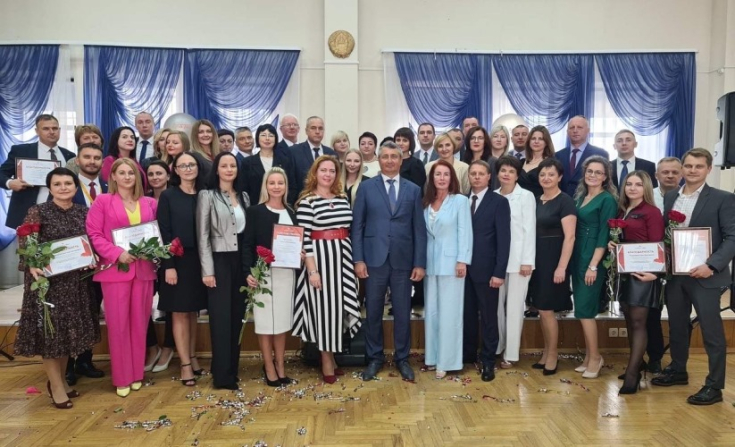 Член Совета Республики О.Жингель принял участие в поздравлении работников ОАО «Белагропромбанк»