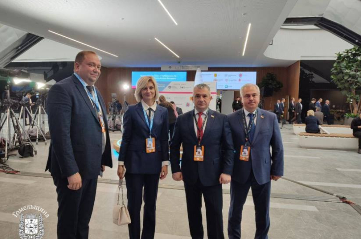 Член Совета Республики К.Пантюхова приняла участие в международной выставке «Иннопром. Беларусь» в Минске