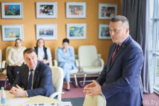 Сергей Хоменко оценил готовность «Зубренка» принять форум «Дети Содружества» и пообщался с коллективом центра