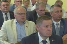 Члены Совета Республики Ю.Деркач и О.Жингель приняли участие в сессии Витебского областного Совета депутатов
