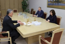 В Совете Республики состоялась встреча Н.Кочановой и А.Исаченко с Ю.Воробьевым