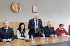 Член Совета Республики Ю.Деркач принял участие в профсоюзном правовом приеме