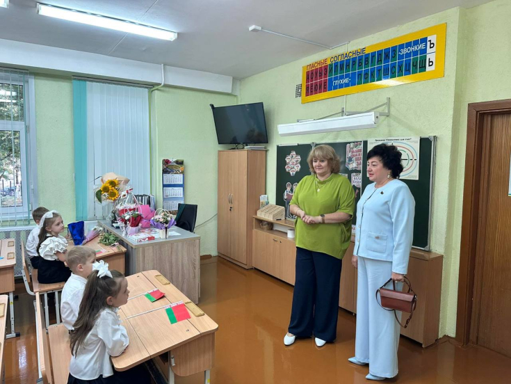 Алла Смоляк: 1 сентября — всегда радостный и волнительный день, с которого начинается новый ответственный этап в жизни каждого школьника