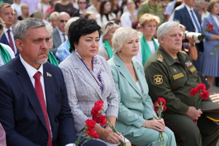 Алла Смоляк приняла участие в памятных мероприятиях, посвященных 85-й годовщине организации партизанского отряда «Большевик»