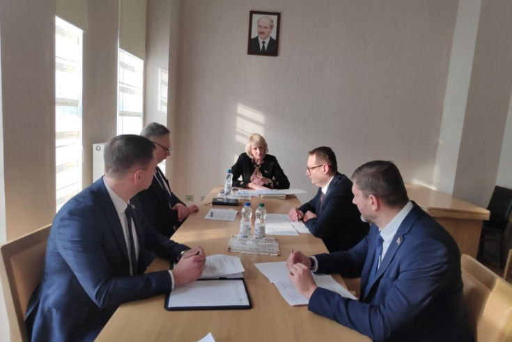 Член Президиума Совета Республики Т.Рунец провела рабочую встречу по вопросам проведения секции в рамках XI Форума регионов Беларуси и России