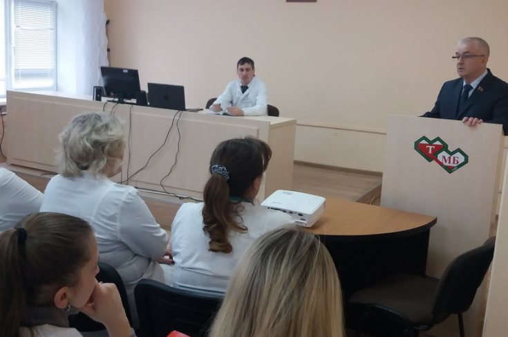 Член Совета Республики К.Вильчук провел встречу с трудовым коллективом