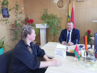 "Не терять прямой контакт с людьми"