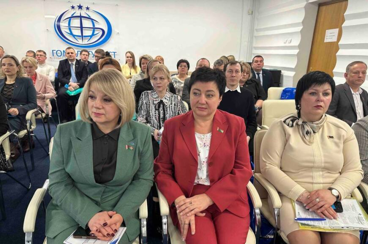 Медики находятся на передовой борьбы за здоровье и жизни людей, и очень важно, чтобы каждый медработник чувствовал поддержку"