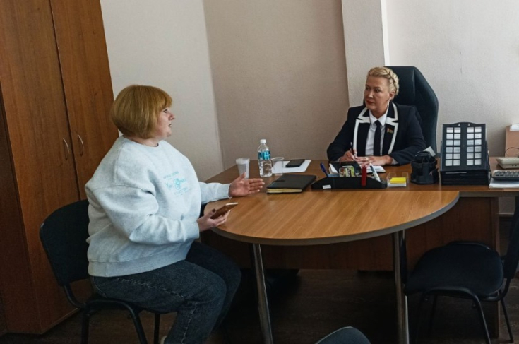 Наталья Глинская провела прямую телефонную линию и личный прием граждан