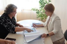 Член Совета Республики Е.Зенкевич посетила Кормянский район