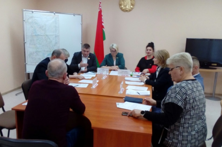 Член Совета Республики М.Ильина приняла участие в диалоговой площадке