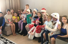 Член Совета Республики Т.Шатликова посетила дом семейного типа в г. Малорите