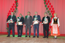 Члены Совета Республики В.Маркевич и В.Хроленко удостоены областных наград
