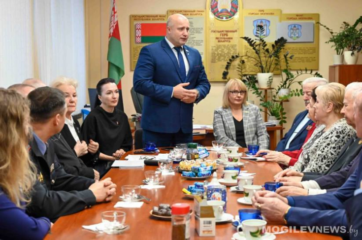 Член Совета Республики И.Петрусевич встретилась с ветеранским активом города Могилева