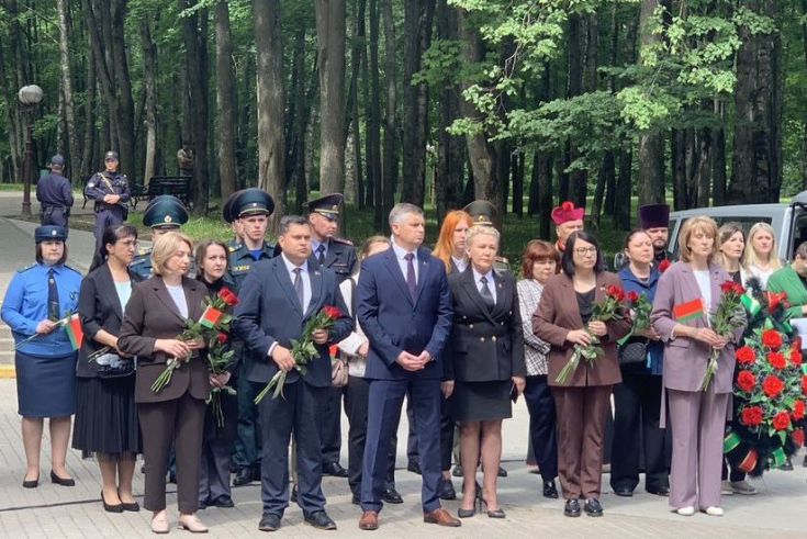 Н.Глинская: подвиг героев в нашей памяти на века