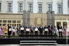 Член Совета Республики О.Слинько принял участие
в открытии Доски почета Гомельской области
