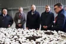 Член Совета Республики А.Кушнаренко принял участие в открытии цеха по производству покровных грунтов