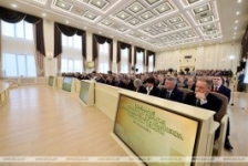 Член Совета Республики А.Неверов принял участие в совещании Главы государства по вопросу развития АПК в Гомельской области