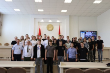 А.Кривоносов встретился с представителями трудовых коллективов, общественных объединений и молодежью