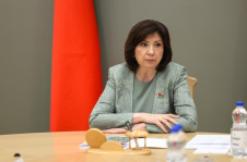 Наталья Кочанова на встрече с руководством торговых сетей: мы обязаны защитить наших производителей