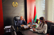 Член Совета Республики А.Жамойда провел личный прием граждан и прямую телефонную линию