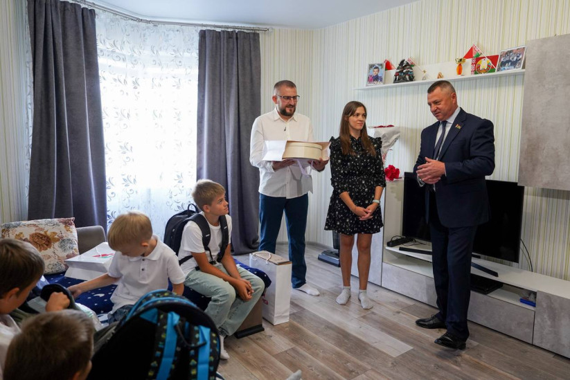 Фото