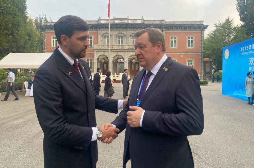 Фото. 
 Эдин Дерлек,
заместитель Председателя Народной скупщицы Сербии  