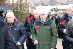 Член Совета Республики Ю.Деркач принял участие в митинге, посвященном Дню памяти воинов-интернационалистов, в г. Витебске