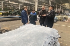 Заместитель Председателя Совета Республики А.Исаченко посетил Бобруйский кожевенный комбинат