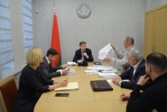 Член Президиума Совета Республики С.Сивец провел личный прием граждан