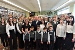 Член Совета Республики О.Дьяченко провел урок памяти к 80-летию со дня трагедии в Хатыни.