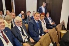 Член Совета Республики С.Анюховский принял участие в бизнес-форуме в Душанбе