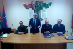 Член Совета Республики Ю.Деркач принял участие 
в профсоюзном правовом приеме в г.п. Сураж Витебского района.
