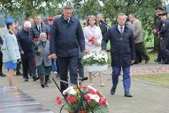 Член Совета Республики А.Шолтанюк принял участие в митинге-реквиеме в мемориальном комплексе «Дремлево»