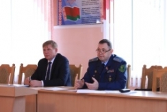 Член Совета Республики Ф.Яшков провел личный прием и единый день информирования в г. Наровля