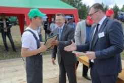Член Совета Республики А.Ляхов встретился с представителями транспортного корпуса «Белоруснефти»