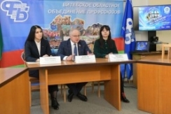 Член Совета Республики Ю.Деркач провел пресс-конференцию для СМИ Витебской области