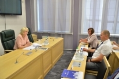 Член Президиума Совета Республики Т.Рунец провела рабочую встречу
по итогам личного приема
в Беларучском сельском Совете депутатов
