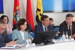 Член Совета Республики И.Старовойтова приняла участие в заседании Копыльского райисполкома